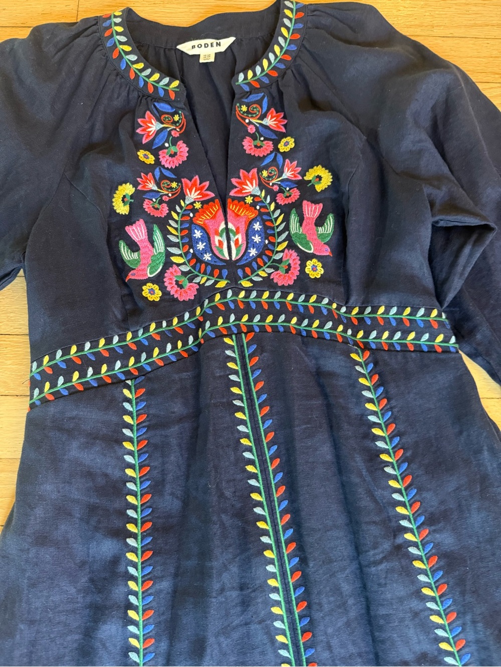BODEN Embroidered Navy Maxi linen Tassel Dress with Floral Motif size 10R EUC - Picture 3 of 9